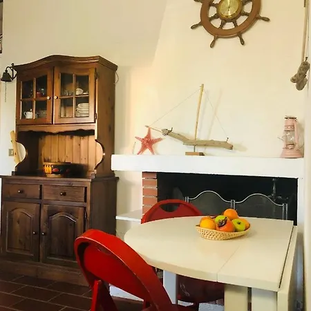 Feriehus Ginepro House - San Teodoro