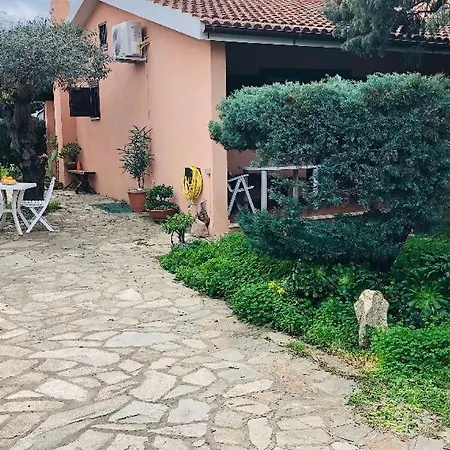 Ginepro House - San Teodoro Feriehus *