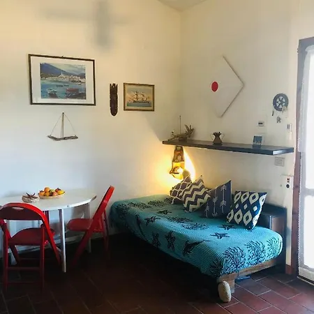 Feriehus Ginepro House - San Teodoro